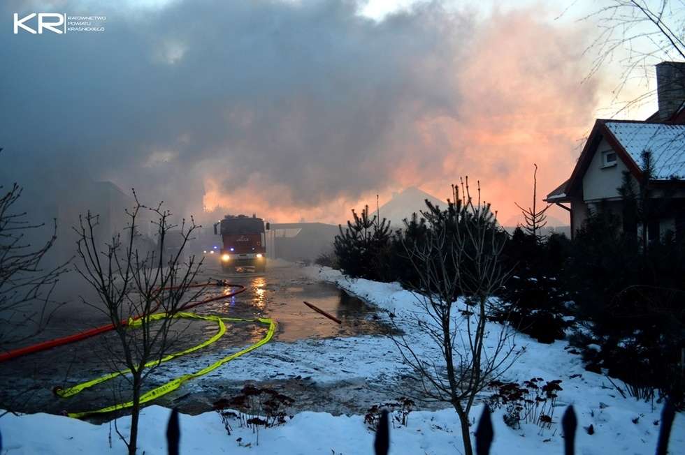  Pożar myjni samochodowej w Kraśniku  - Autor: Kraśnickie Ratownictwo