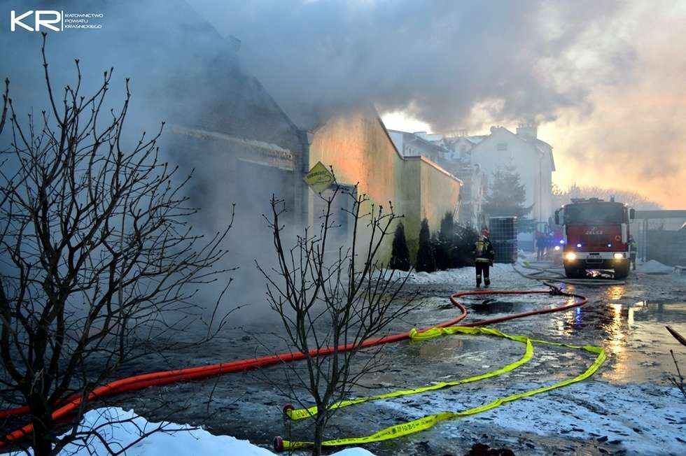  Pożar myjni samochodowej w Kraśniku (zdjęcie 20) - Autor: Kraśnickie Ratownictwo