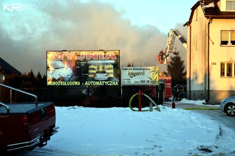  Pożar myjni samochodowej w Kraśniku (zdjęcie 37) - Autor: Kraśnickie Ratownictwo