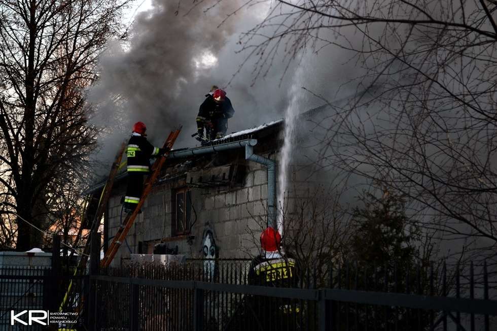  Pożar myjni samochodowej w Kraśniku (zdjęcie 30) - Autor: Kraśnickie Ratownictwo