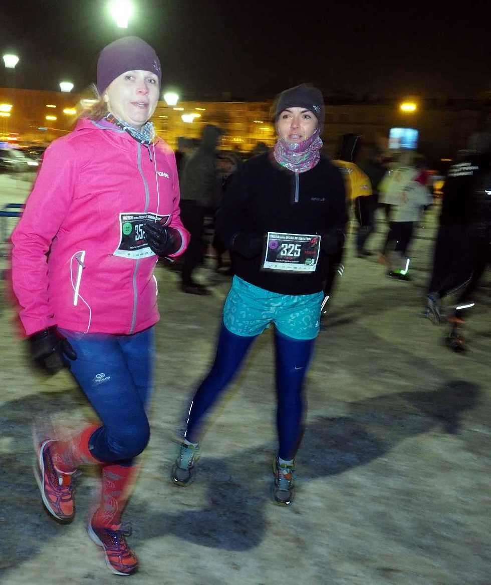  Nocne biegi w Lublinie: Trzecia Dycha do Maratonu (zdjęcie 11) - Autor: Maciej Kaczanowski