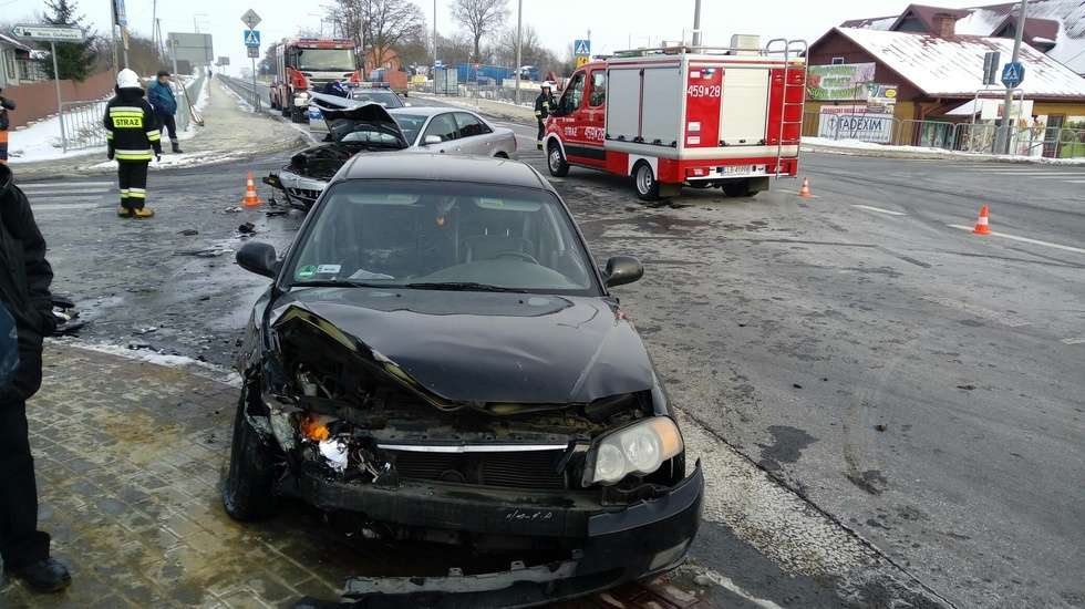  Wypadek w Przytocznie (zdjęcie 1) - Autor: Pomoc drogowa Freehol.pl