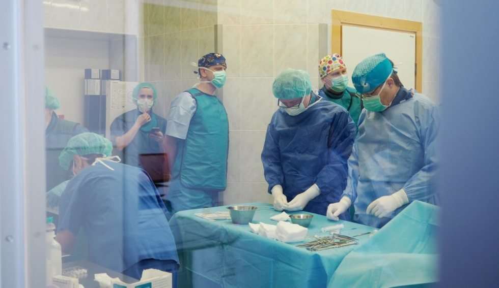  Operacaja wszczepienia najmniejszego na świecie stymulatora serca (zdjęcie 5) - Autor: Dorota Awiorko