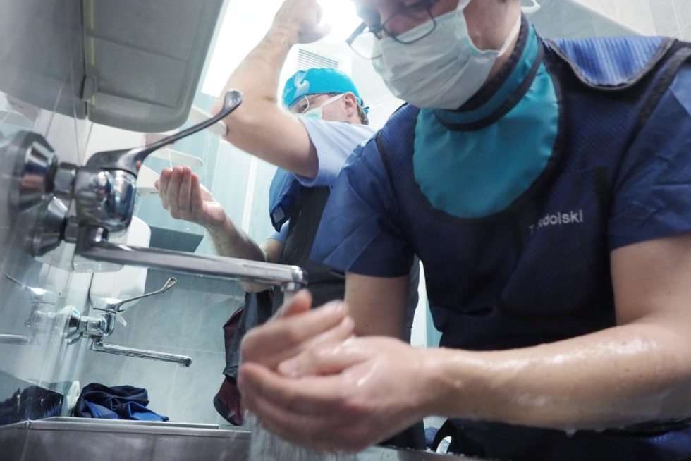  Operacaja wszczepienia najmniejszego na świecie stymulatora serca (zdjęcie 10) - Autor: Dorota Awiorko