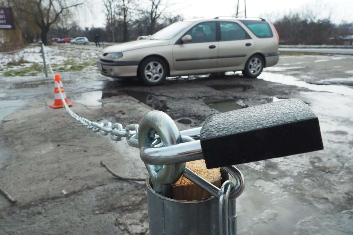 Koniec z darmowym parkowaniem na ul. Rusałki - Autor: Maciej Kaczanowski