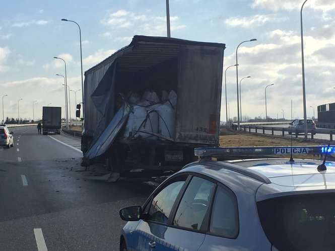 Zderzenie ciężarówek na obwodnicy Lublina