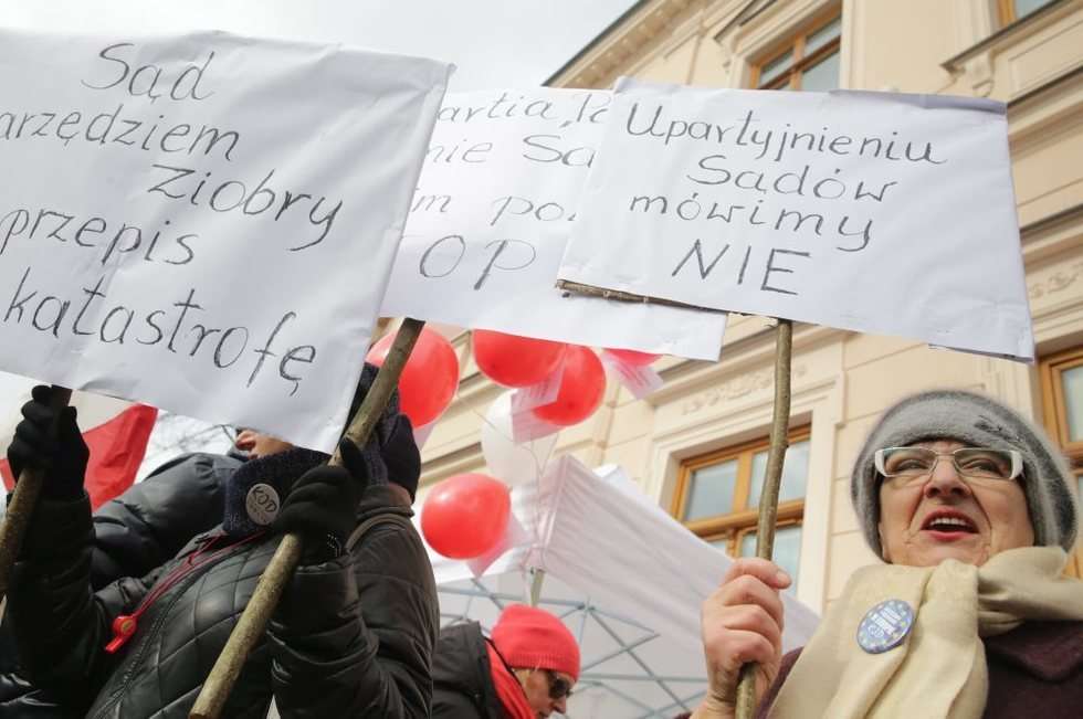  Manifestacja KOD w Lublinie (zdjęcie 8) - Autor: Wojciech Nieśpiałowski
