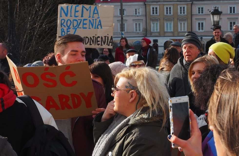  Manifa na rzecz praw kobiet (zdjęcie 26) - Autor: Wojciech Nieśpiałowski