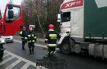 Wypadek w Kraśniku. Zderzenie dwóch ciężarówek (zdjęcie 4)