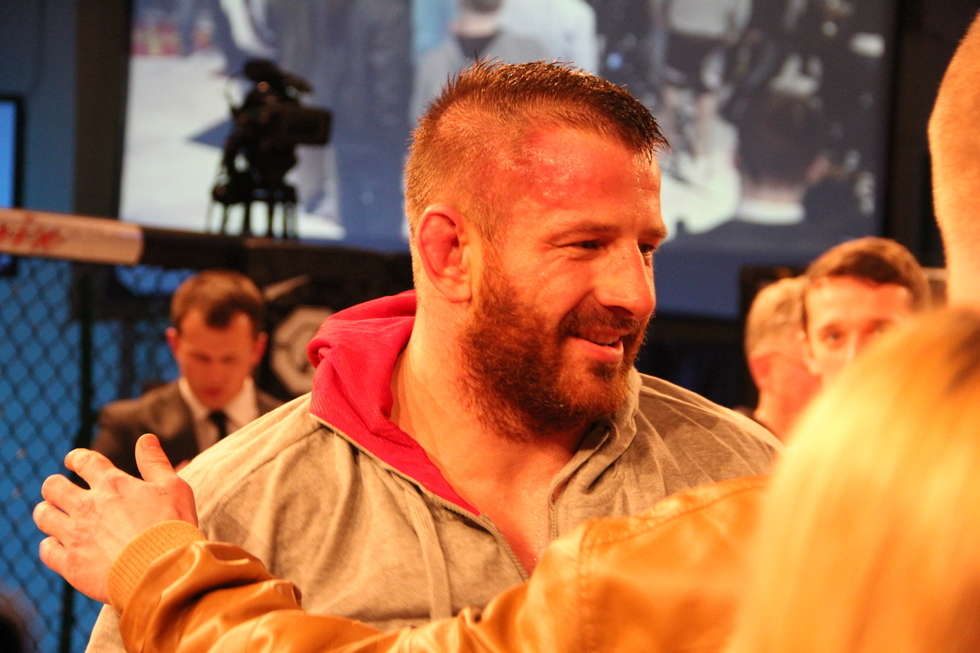  <p>&nbsp;Adam Maciejewski w czasie gali MMA Thunderstrike w Kraśniku, w lutym 2014 roku</p>