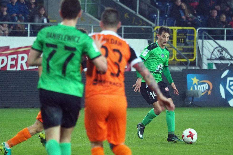  Górnik przegrał z Zagłębiem 0:1 (zdjęcie 22) - Autor: Maciej Kaczanowski