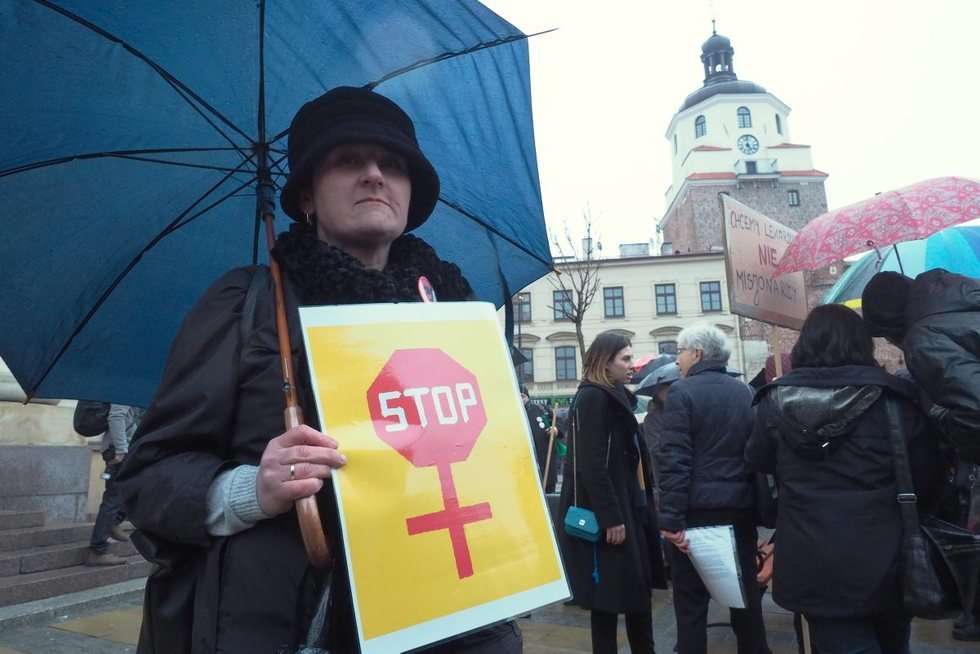  Strajk w obronie praw kobiet  - Autor: Maciej Kaczanowski