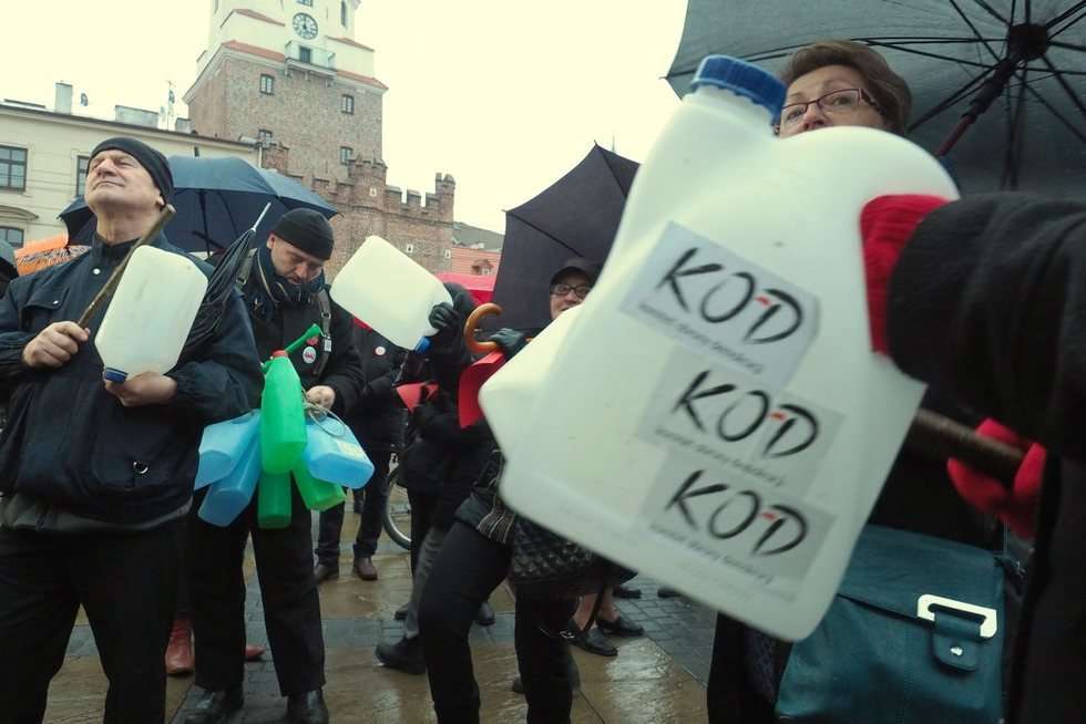  Strajk w obronie praw kobiet (zdjęcie 24) - Autor: Maciej Kaczanowski