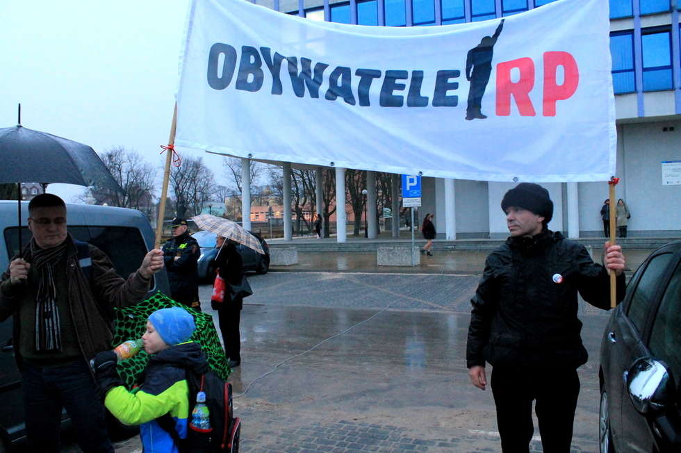  Protesty w Puławach  - Autor: Radosław Szczęch