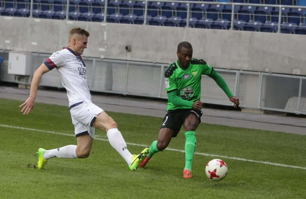  Górnik Łęczna - Pogoń Szczecin 2:2 (zdjęcie 21) - Autor: Wojciech Nieśpiałowski