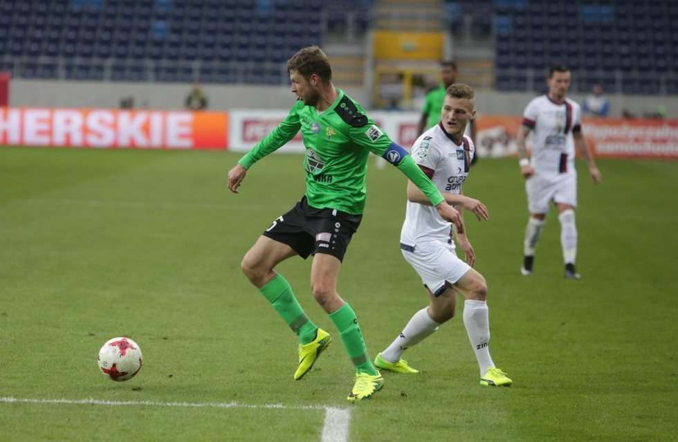  Górnik Łęczna - Pogoń Szczecin 2:2 (zdjęcie 31) - Autor: Wojciech Nieśpiałowski