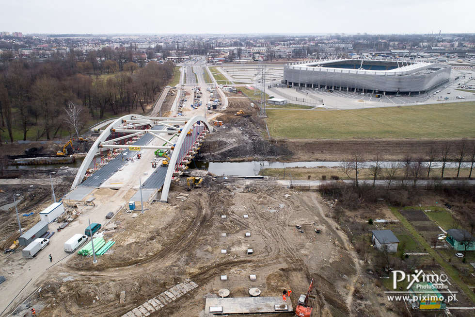  Budowa nowego mostu na Bystrzycy (zdjęcie 9) - Autor: Marcin Tarkowski / piximo.pl