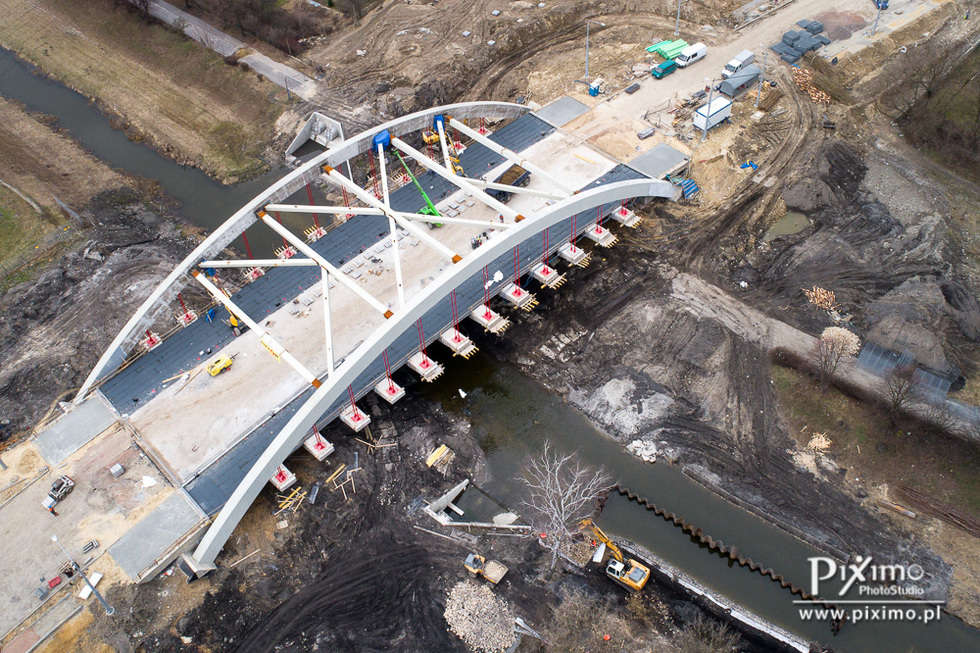  Budowa nowego mostu na Bystrzycy  - Autor: Marcin Tarkowski / piximo.pl