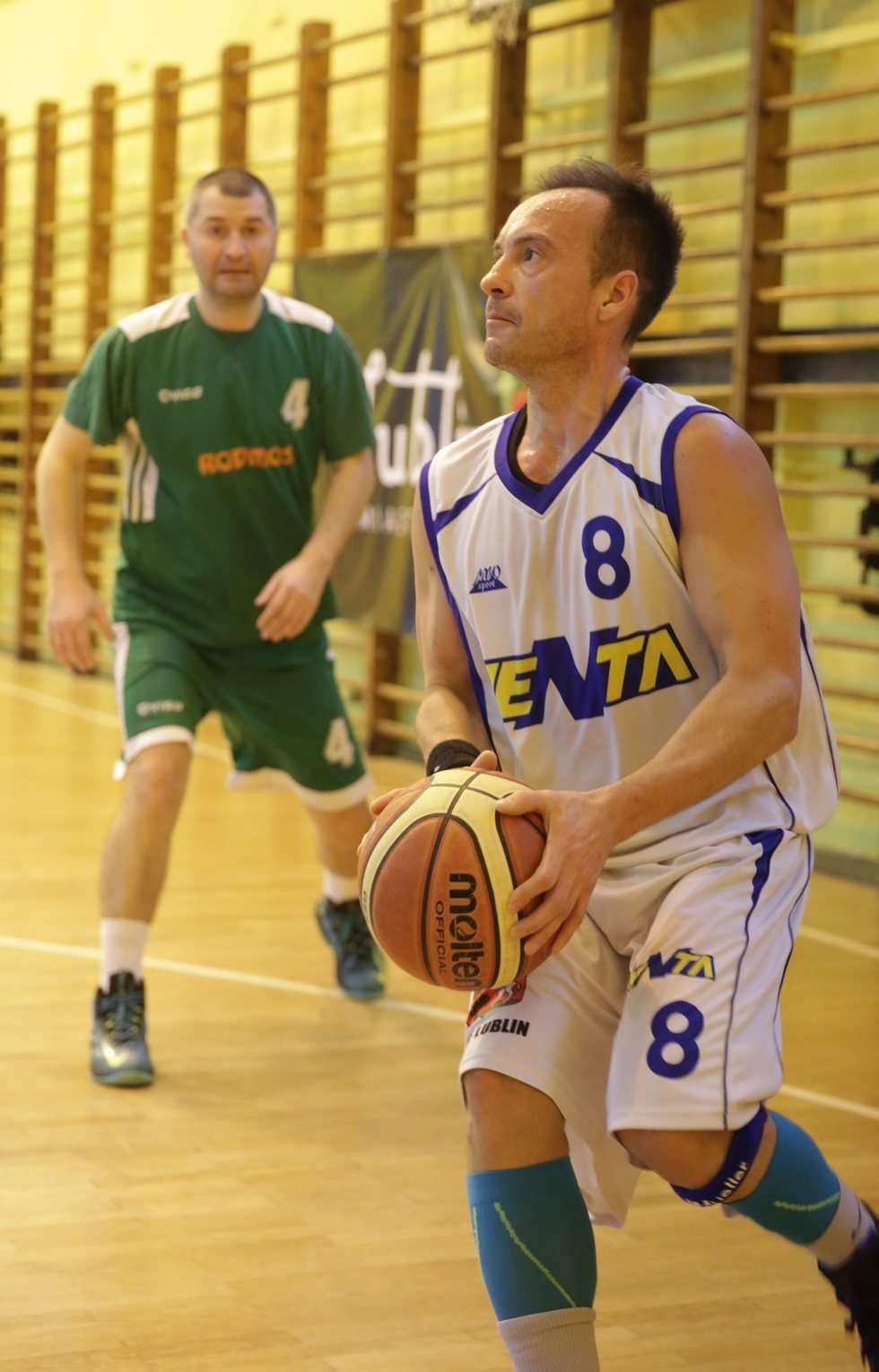  Koszykówka - rozgrywki amatorów (zdjęcie 10) - Autor: Wojciech Nieśpiałowski