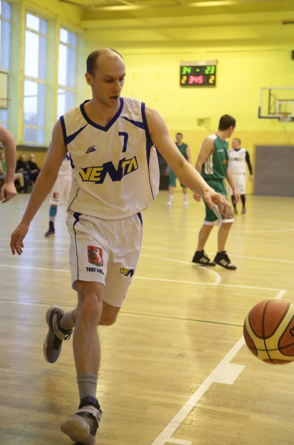  Koszykówka - rozgrywki amatorów (zdjęcie 12) - Autor: Wojciech Nieśpiałowski