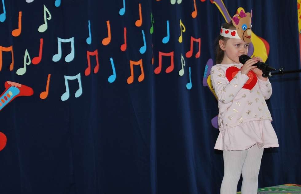  Konkurs piosenki angielskiej w przedszkolu w Turce (zdjęcie 57) - Autor: DW