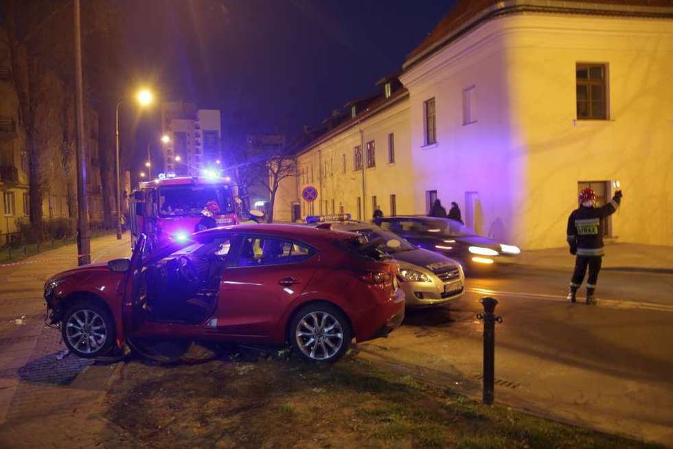  Wypadek na ul. Kołłątaja w Lublinie (zdjęcie 7) - Autor: Paweł Buczkowski