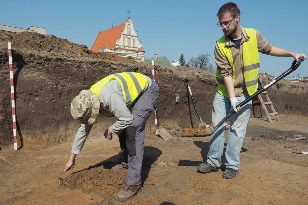  Prace archeologiczne na terenie kompleksu Alchemia w Lublinie (zdjęcie 13) - Autor: Maciej Kaczanowski