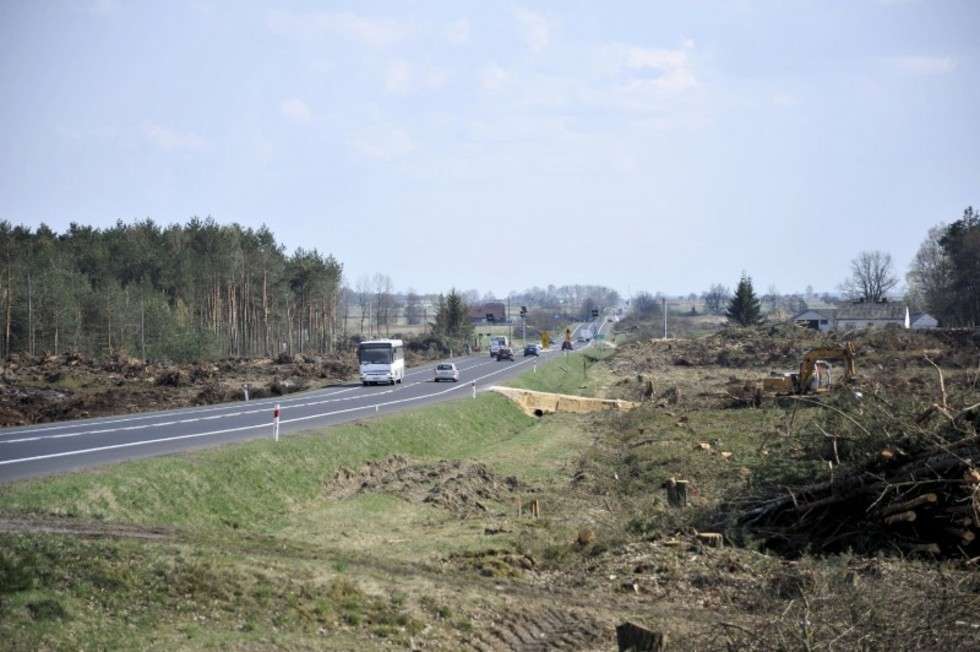  Budowa kolejnego odcinka drogi S17 (zdjęcie 5) - Autor: GDDKiA