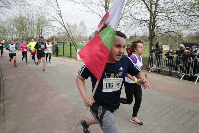 Dycha do maratonu 4 - Autor: Wojciech Nieśpiałowski