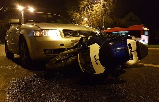 Wypadek na ul. Lwowskiej. Audi zderzyło się z motocyklem - Autor: Łukasz Dudkowski