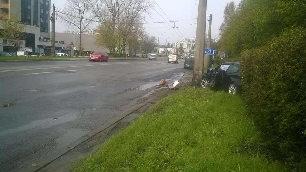  Wypadek na ul. Zana w Lublinie (zdjęcie 2) - Autor: Grzegorz Rekiel