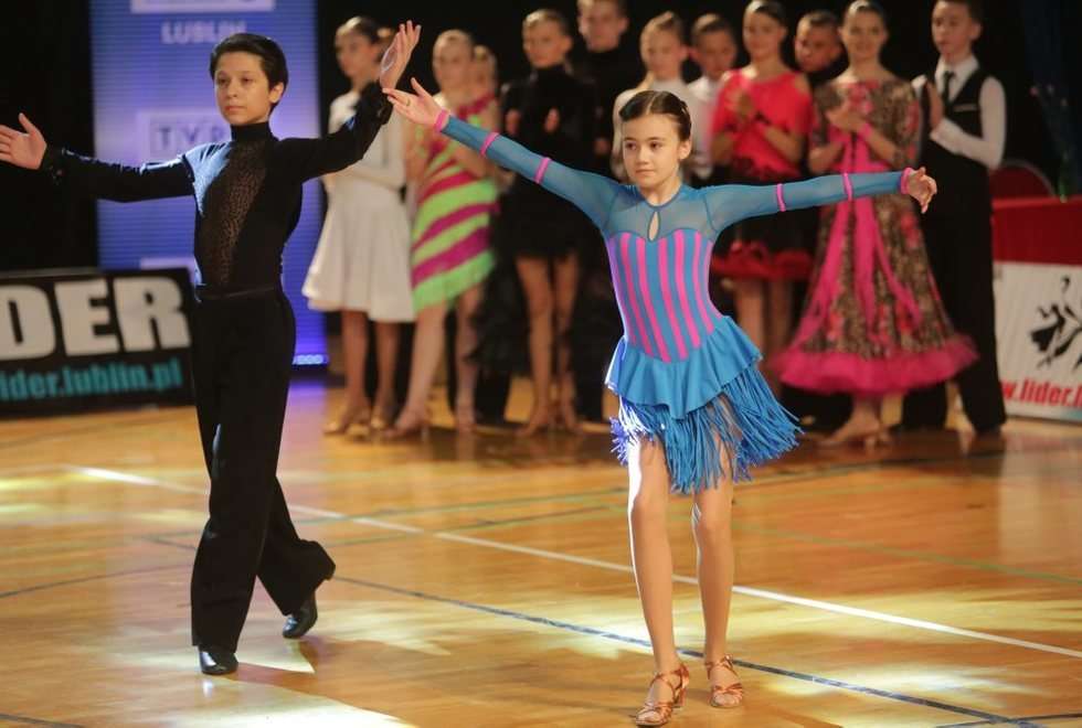  Turniej tańca (zdjęcie 19) - Autor: Wojciech Nieśpiałowski