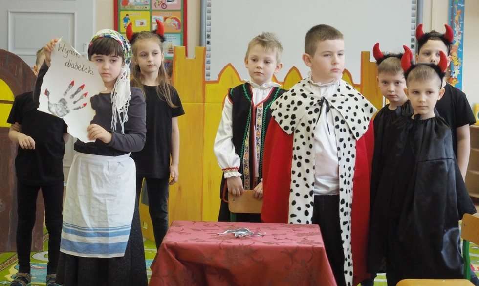  Przedszkole nr 5 w Lublinie: wizyta ambasadora Angoli (zdjęcie 3) - Autor: Maciej Kaczanowski