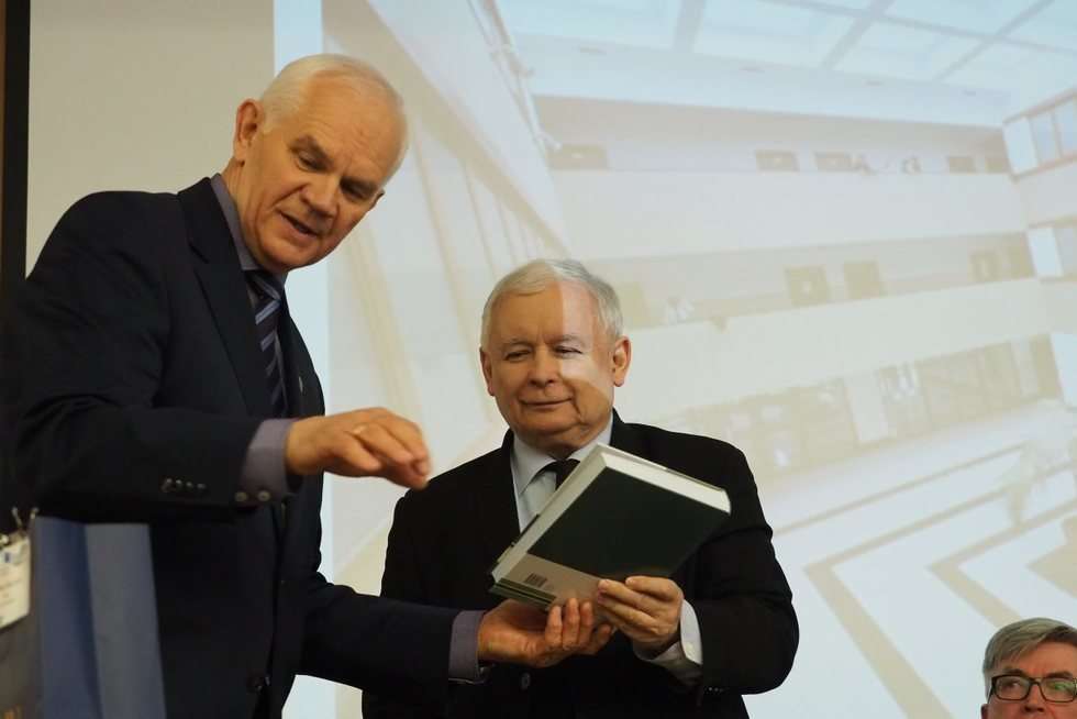  Prezes Jarosław Kaczyński na KUL (zdjęcie 5) - Autor: Maciej Kaczanowski