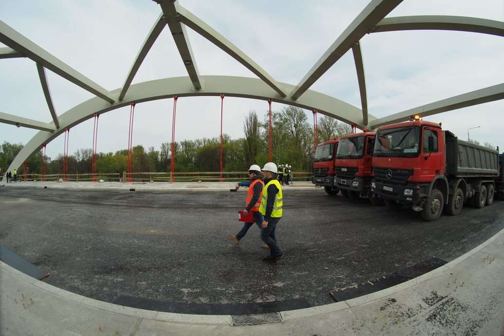  Testy obciążeniowe nowego mostu na Bystrzycy (zdjęcie 5) - Autor: Maciej Kaczanowski
