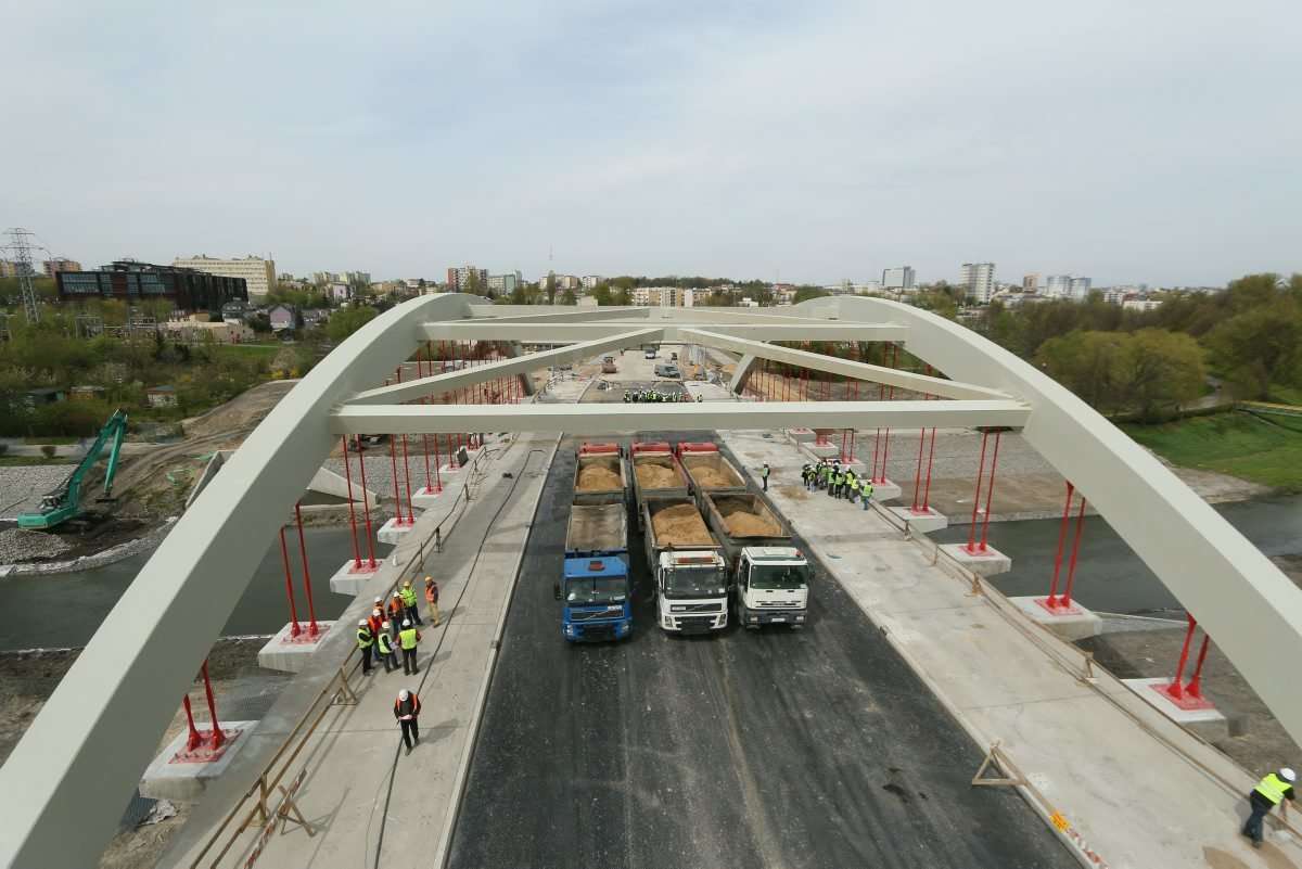Testy obciążeniowe nowego mostu na Bystrzycy - Autor: Maciej Kaczanowski