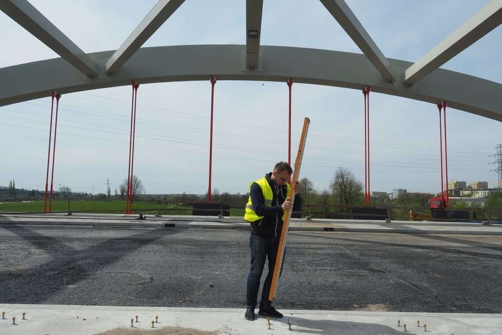  Testy obciążeniowe nowego mostu na Bystrzycy (zdjęcie 27) - Autor: Maciej Kaczanowski