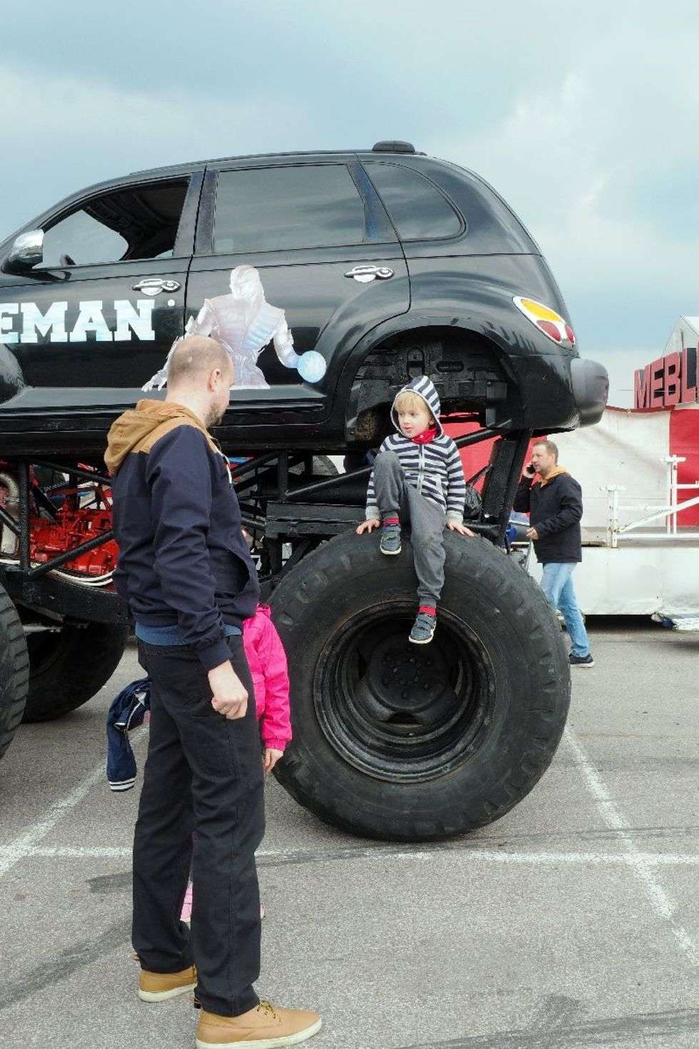  Motor Show na ul. Turystycznej: Monster Truck w akcji (zdjęcie 31) - Autor: Maciej Kaczanowski