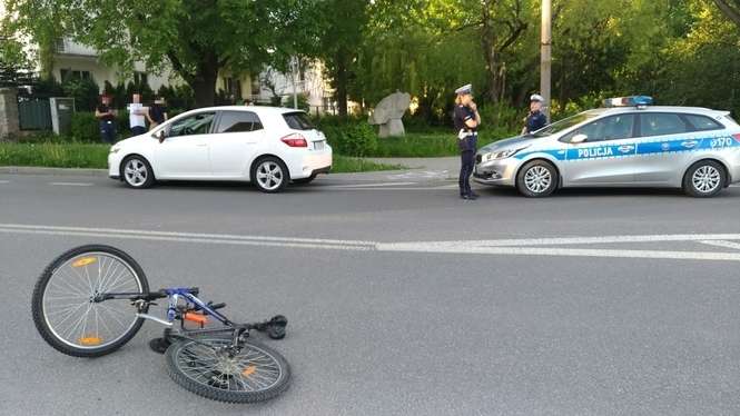 Wypadek na ul. Rymwida. Samochód potrącił rowerzystę - Autor: Grzegorz Rekiel