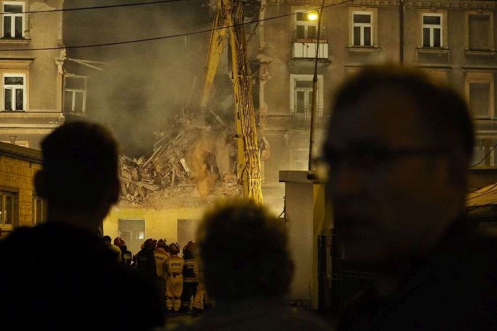   Lubartowska: Rozbiórka kamienicy po katastrofie budowlanej  (zdjęcie 40) - Autor: Maciej Kaczanowski