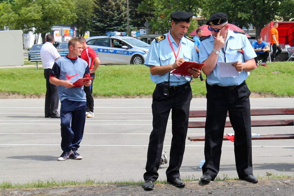  Zawody strażackie w Puławach (zdjęcie 6) - Autor: Radosław Szczęch