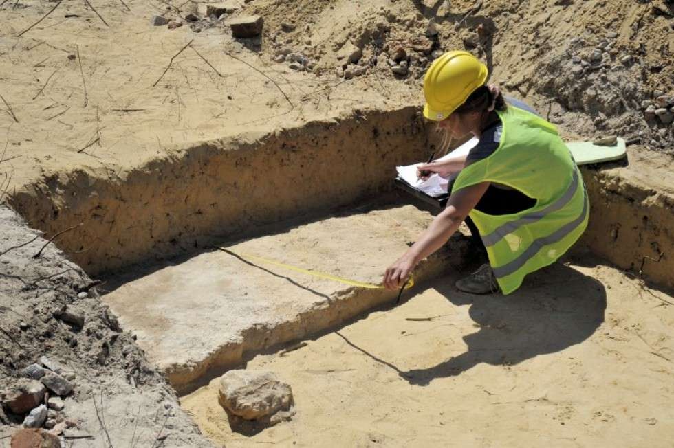  Prace archeologiczne na budowie S17  - Autor: Krzysztof Nalewajko / GDDKiA