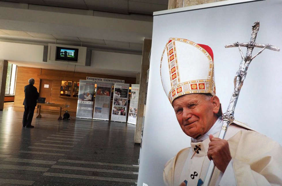  Wystawa papieska na KUL (zdjęcie 1) - Autor: Wojciech Nieśpiałowski