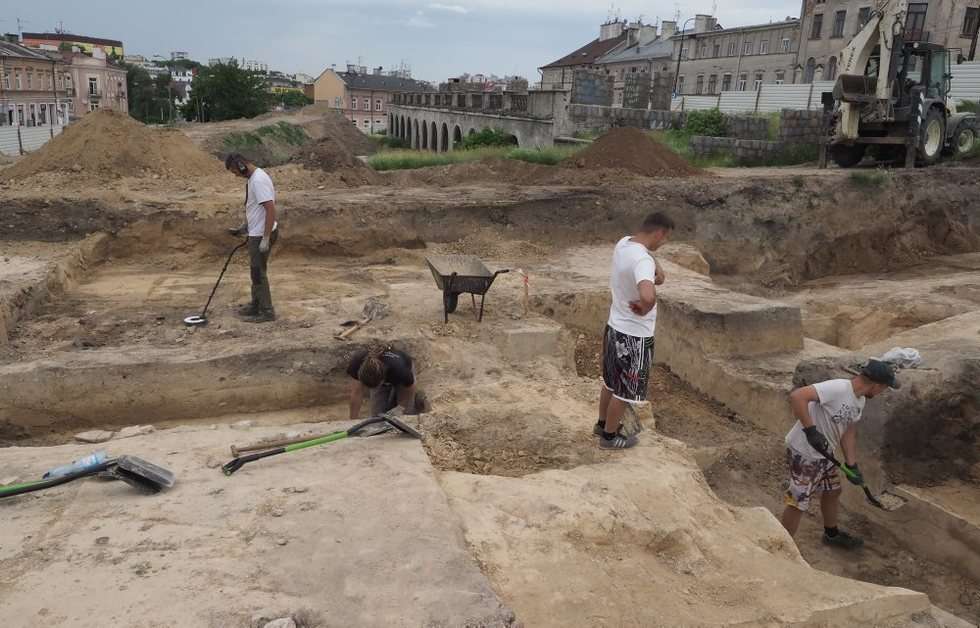  Prace archeologiczne pod Alchemią (zdjęcie 2) - Autor: Wojciech Nieśpiałowski