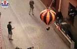 Ukradli kosze z balonów nad ul. Grodzką (zdjęcie 3)