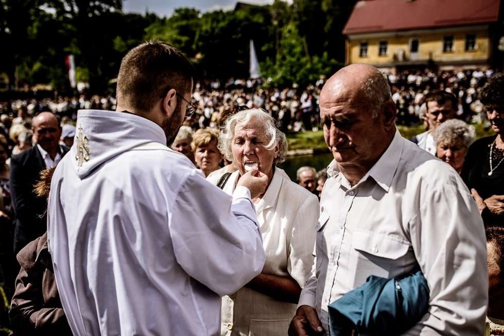  Uroczystości odpustowe ku czci św. Antoniego w Radecznicy (zdjęcie 110) - Autor: Andrzej Mikulski