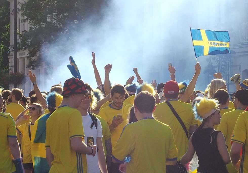  Kibice ze Szwecji bawią się w Lublinie (zdjęcie 6) - Autor: Maciej Kaczanowski