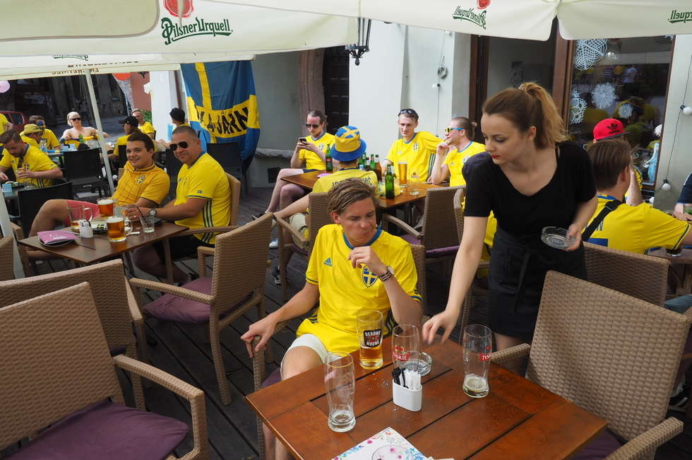  Kibice ze Szwecji bawią się w Lublinie (zdjęcie 43) - Autor: Maciej Kaczanowski