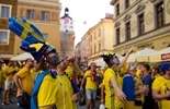 Kibice Szwecji i Polski przed meczem (zdjęcie 2)