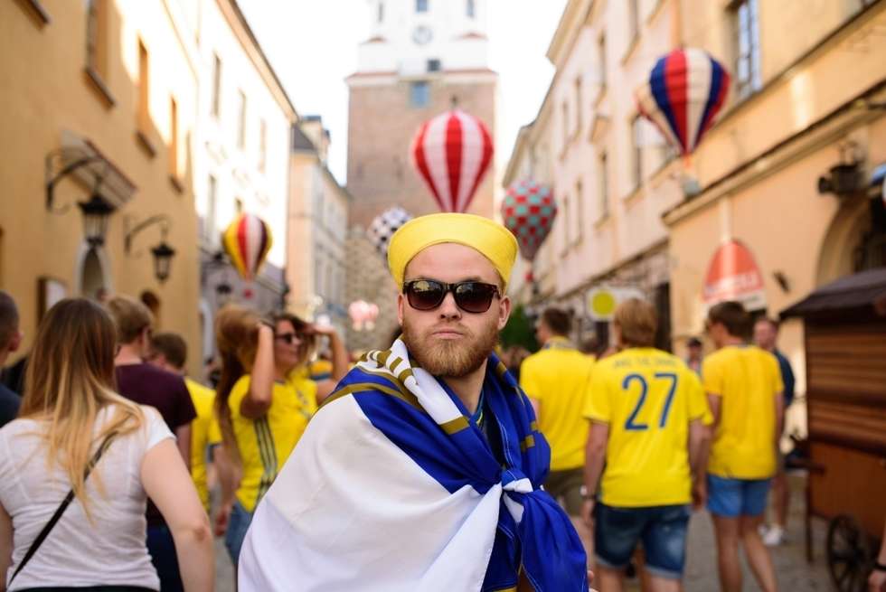  Kibice Szwecji i Polski przed meczem (zdjęcie 12) - Autor: Andrzej Mikulski